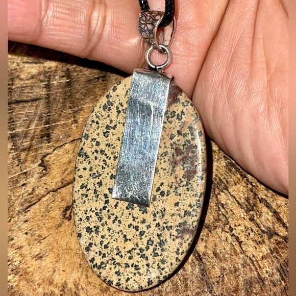 Large Dalmatian Stone Crystal Pendant 2 1/2” - Picture 7 of 11